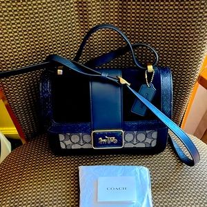 Coach Alie Signature Jacquard Snake skin